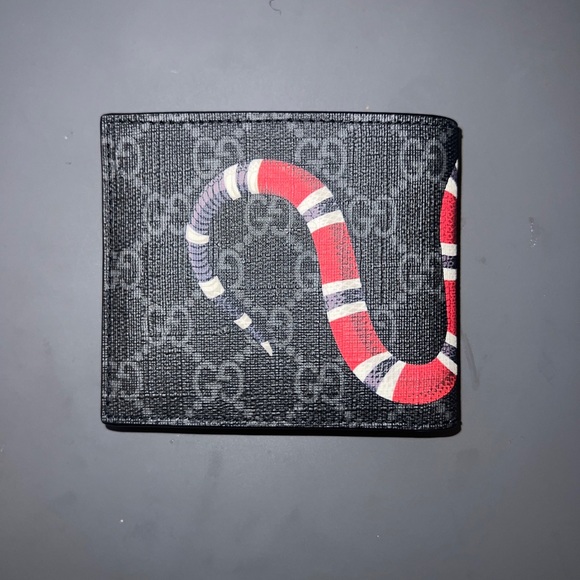 Gucci Wallet - Picture 2 of 9
